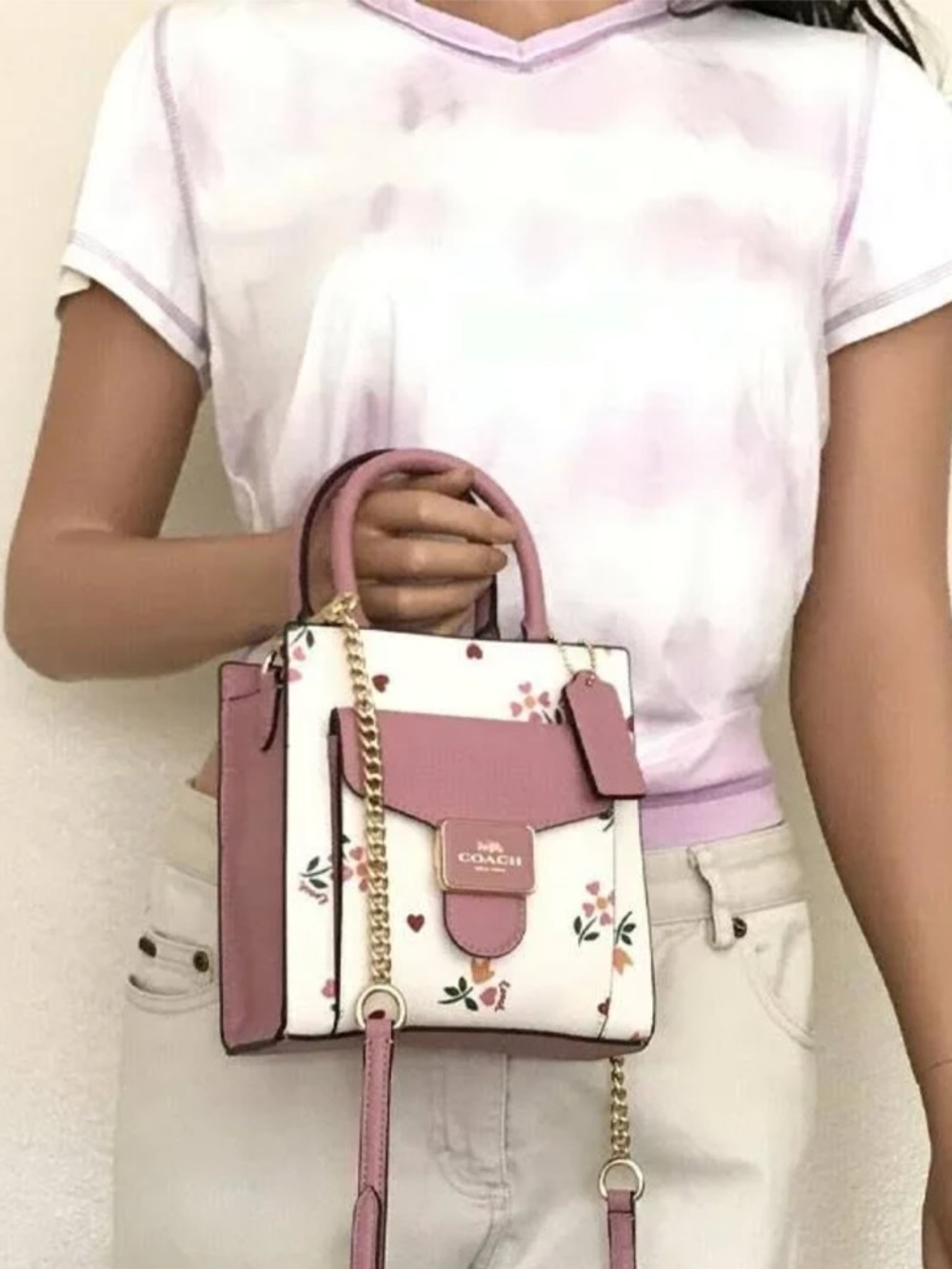 NEW COACH Mini Pepper Crossbody
With Heart Petal Print Pink Purse Handbag Spring - Picture 3 of 5